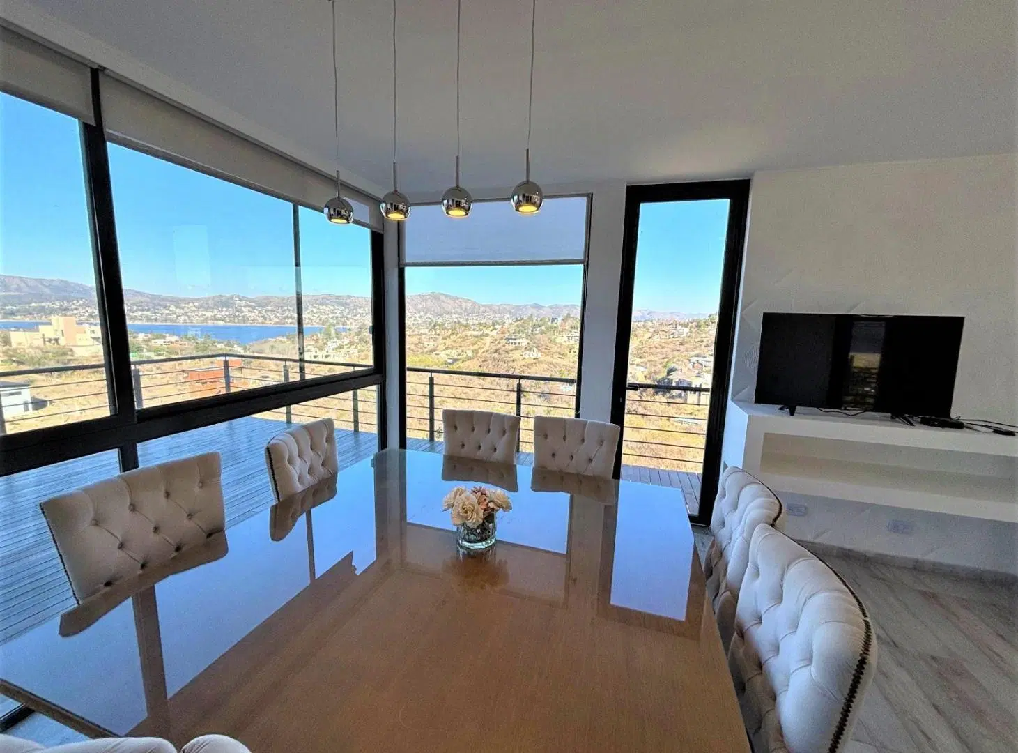 VENTA 2 PH CON VISTA PANORÁMICA PISCINA INFINITA  Villa del Lago 5