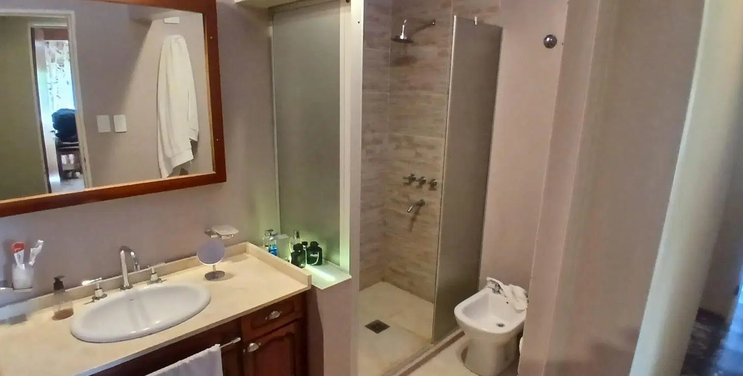 VENTA CASA 3 DORMITORIOS CON PILETA EN RÍO CEBALLOS 4