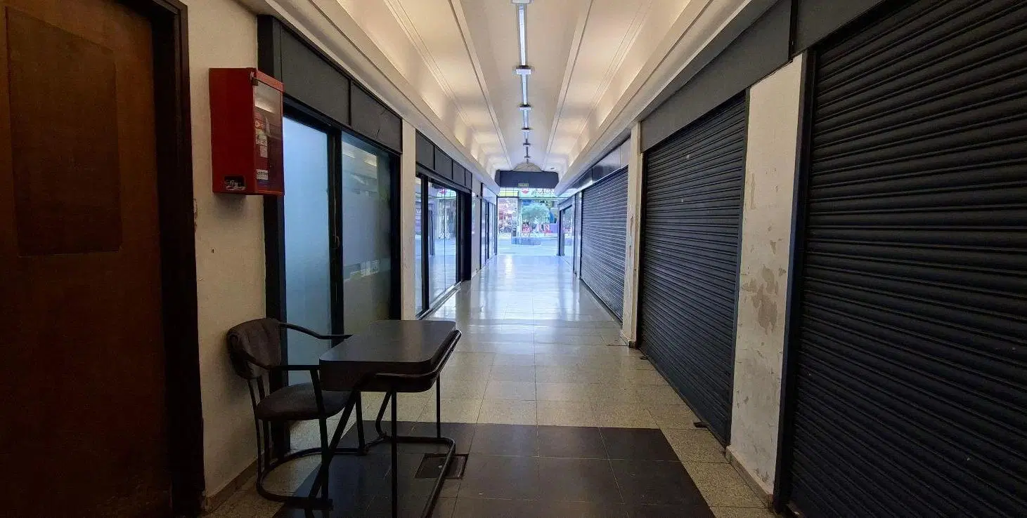 VENTA OFICINA GALERIA IBERIA CENTRO CORDOBA 2