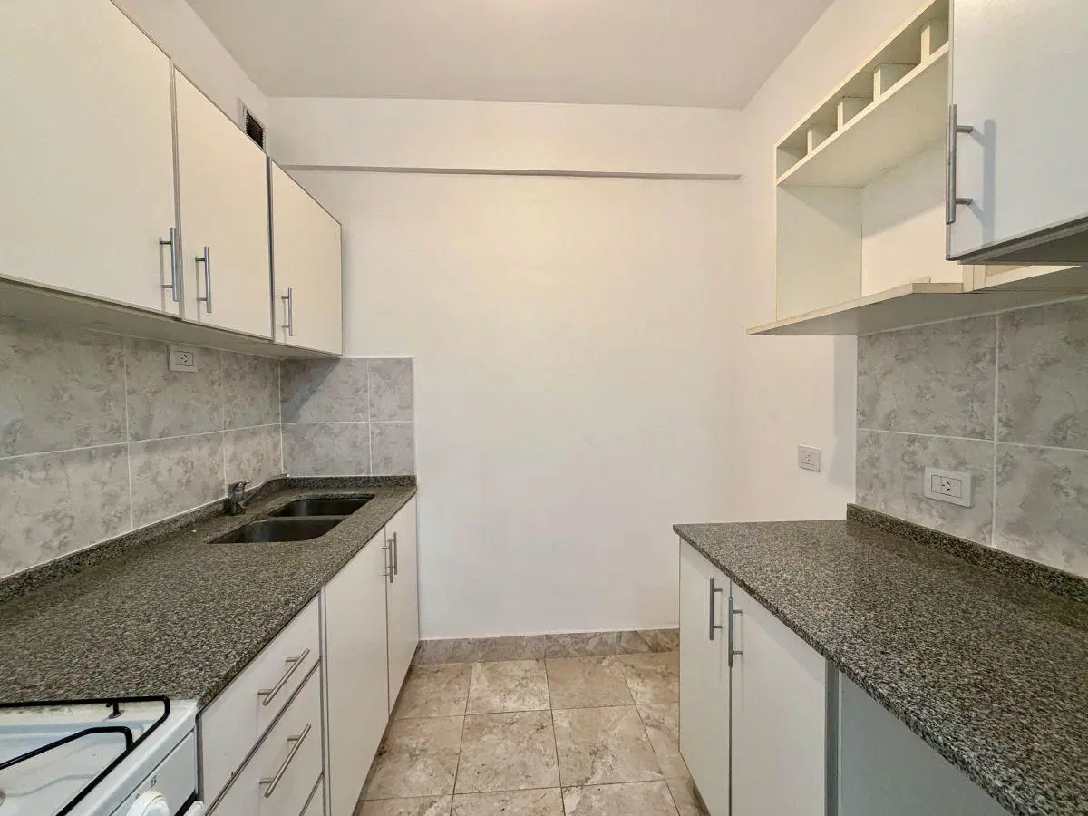 ALQUILER MONOAMBIENTE MARTIN CORONADO 2