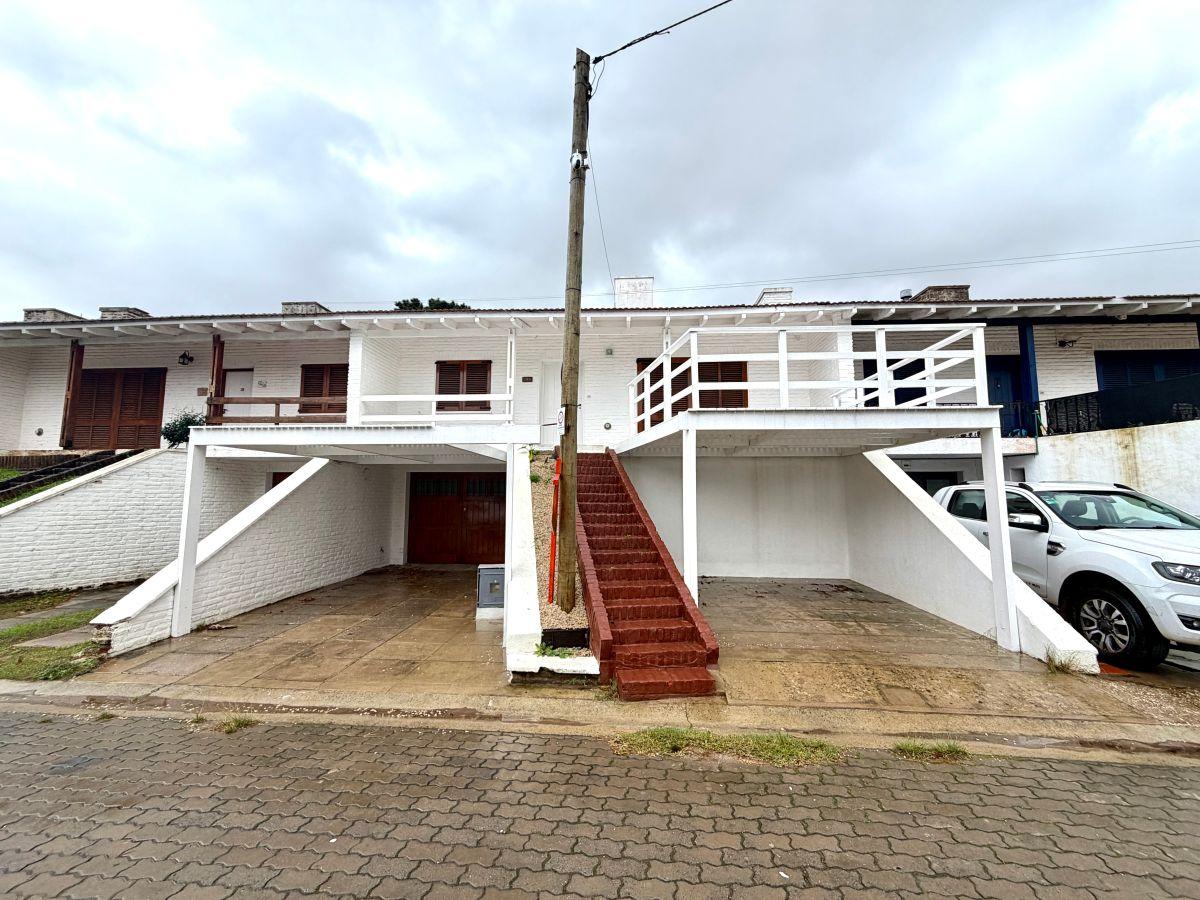 Foto de VENTA PH DUPLEX TRES AMBIENTES PINAMAR, imagen 2