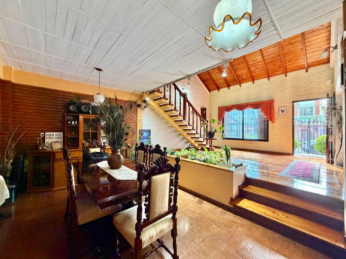 Foto de VENTA CHALET CINCO AMBIENTES VILLA BOSCH, imagen 3