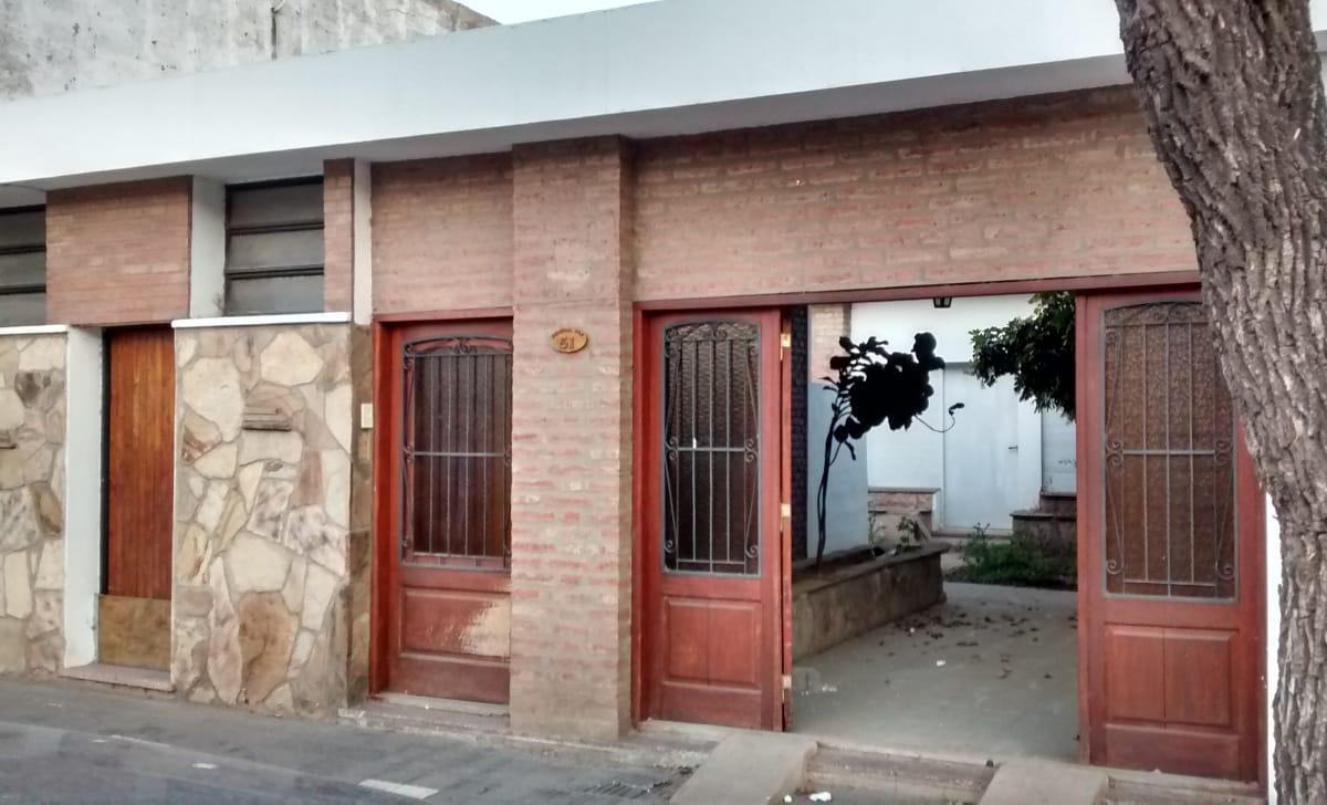 Oportunidad Duelo Vende Casa + Consultorio 1