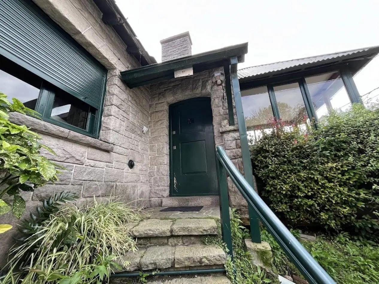 Chalet 5 ambientes en Los Troncos a metros de Guemes 3