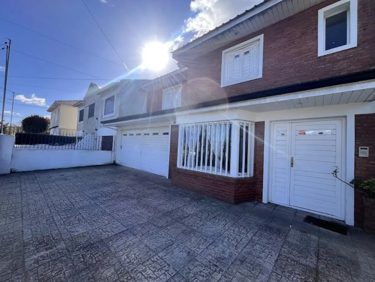 Excelente Chalet 5 Ambientes en Constitucion - Apto Credito 4