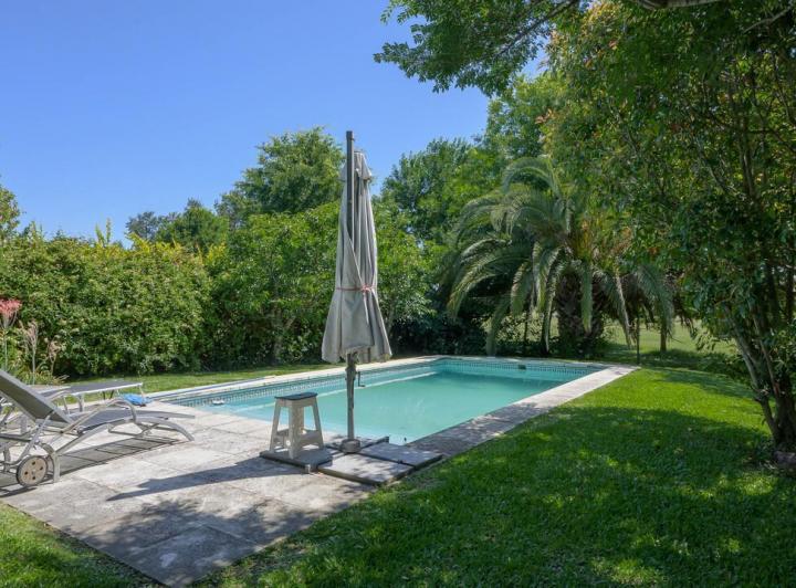 VENTA casa 4 ambientes - BARRIO SAN ISIDRO LABRADOR
