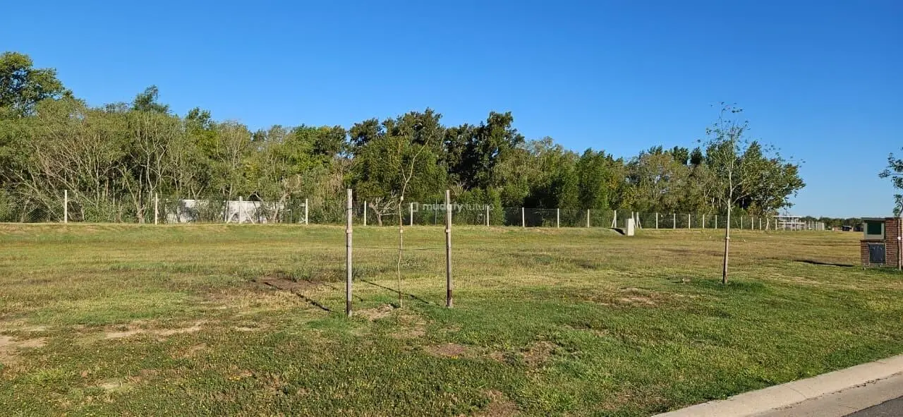 VENTA LOTE BARRIO NATIVAS PUERTOS DEL LAGO 3