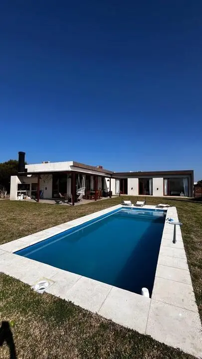 Casa en venta San Sebastian, amplio y luminoso 2