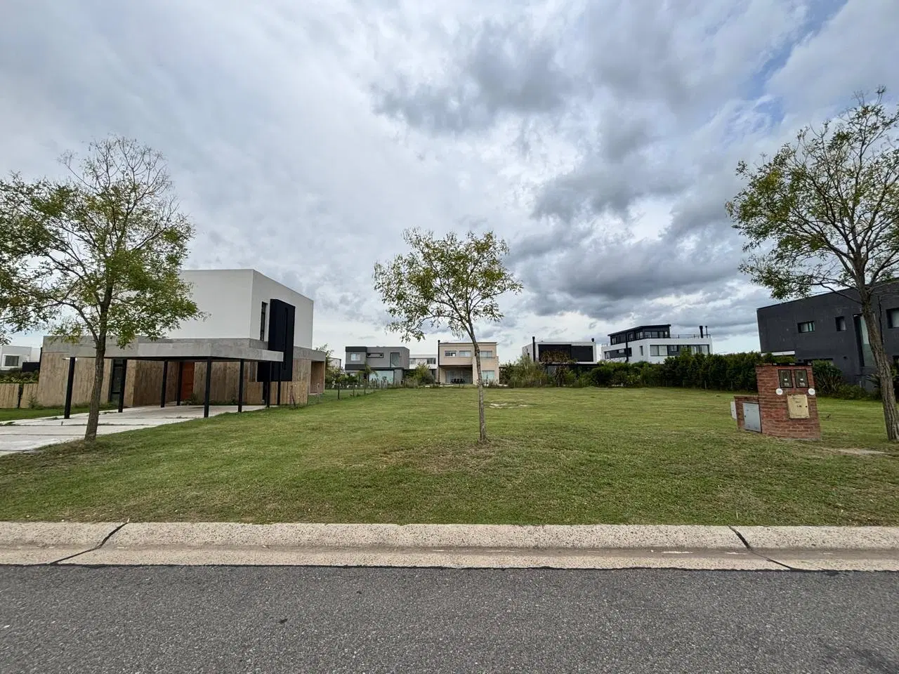 VENTA LOTE INTERNO EN BARRIO ARAUCARIAS, PUERTOS - ESCOBAR 3