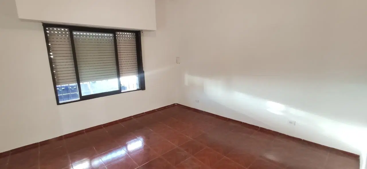 Casa en Venta 3 ambientes con amplio patio 5