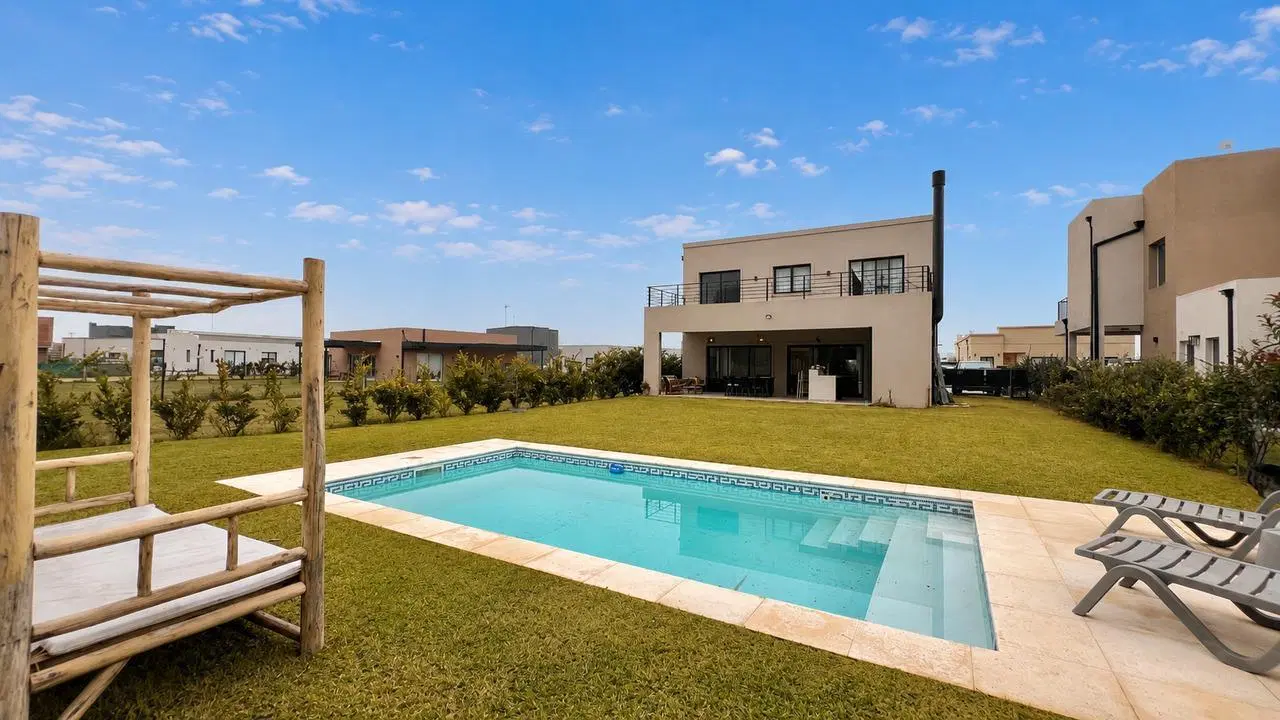 VENTA CASA 5 AMBIENTES BARRIO PRIVADO SAN PABLO PILAR 5