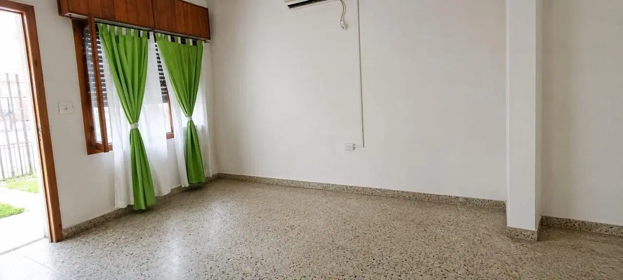 Casa a reformar multifamiliar apta credito 3