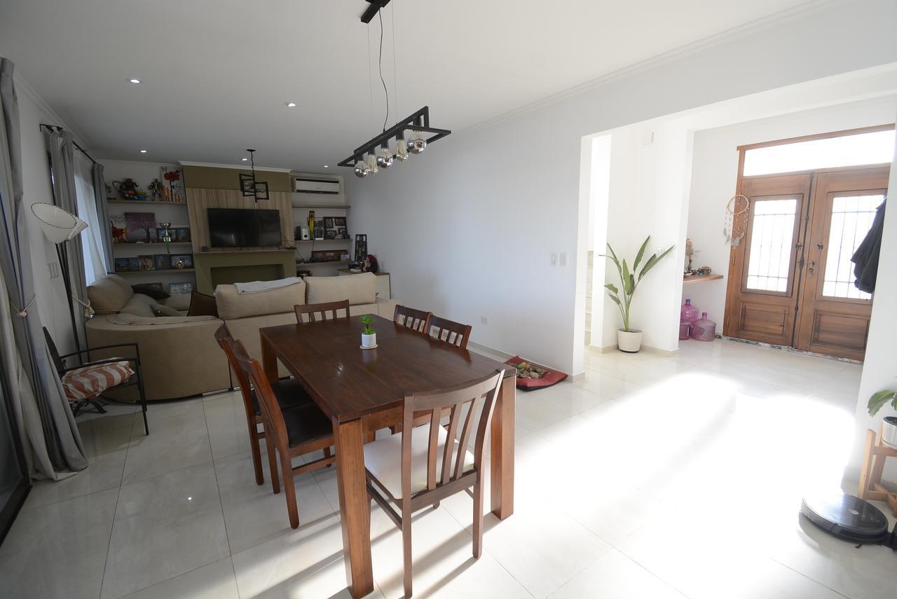 Foto de Casa 6 ambientes al lago San Sebastian, imagen 5