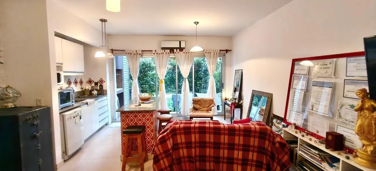 Venta Departamento PB c/jardin y Cochera 2