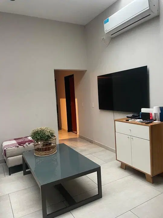 Casa en Alquiler 5 ambientes Acacias 4