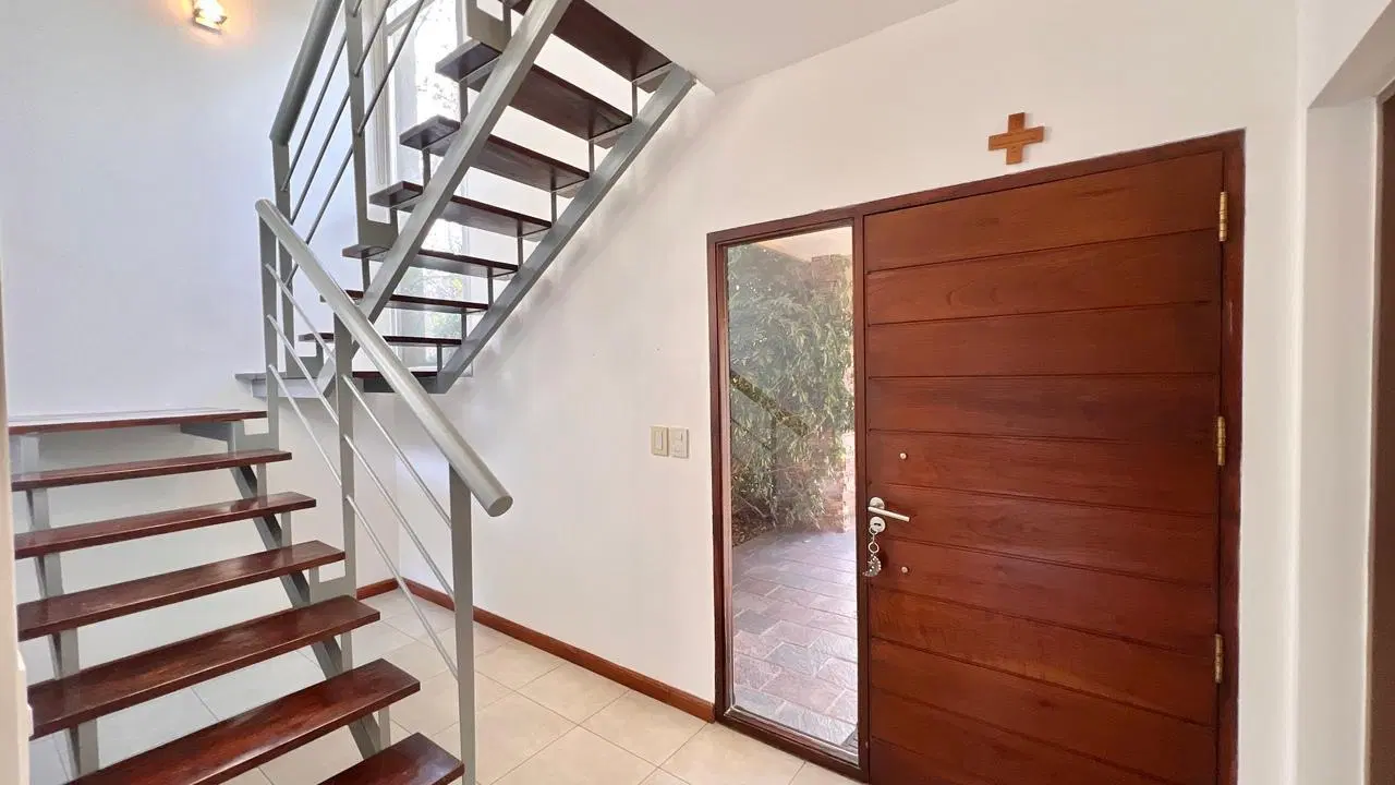 VENTA CASA BARRIO PRIVADO LA ARBOLEDA ESCOBAR 6 AMBIENTES 5