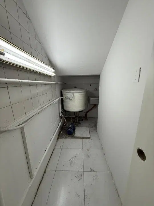 ALQUILER EDIFICIO COMERCIAL APTO LOCAL Y OFICINAS  - CONGRESO 5