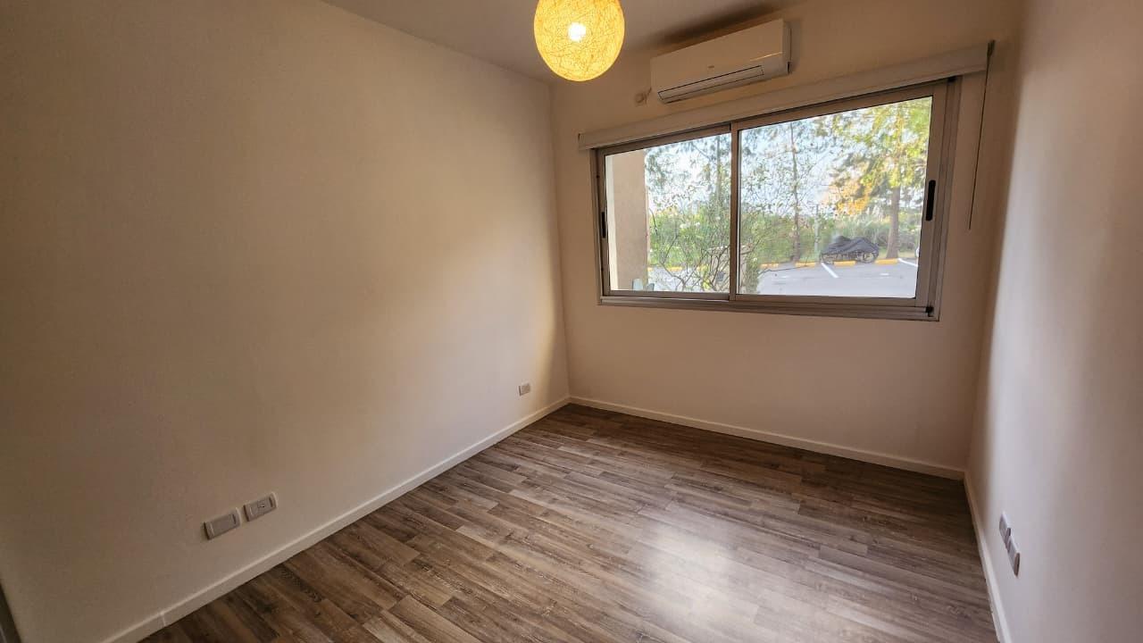 Foto de ALQUILER departamento 3 ambientes - con jardin, parrilla y cochera, imagen 4
