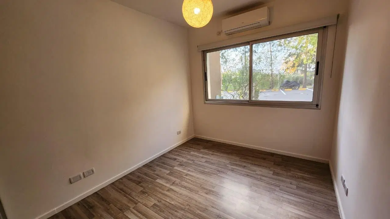 ALQUILER departamento 3 ambientes - con jardin, parrilla y cochera - SENDERO NORDELTA 4