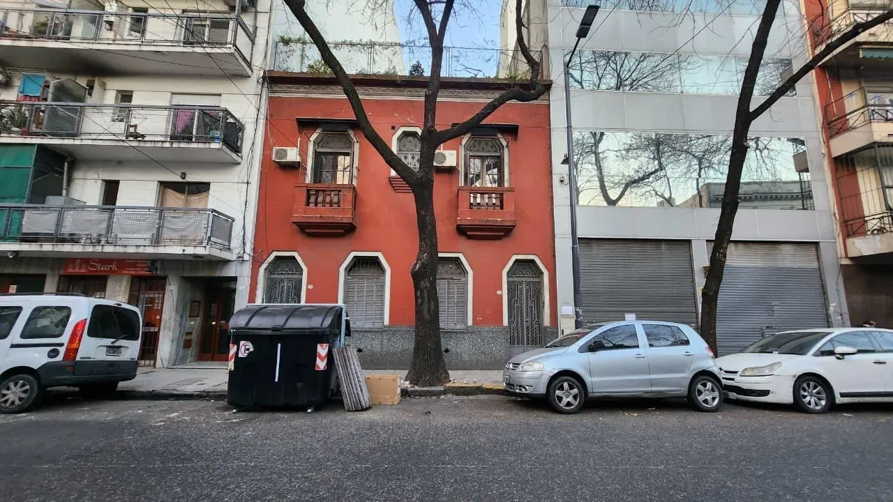 PH en Sarandí 1200 1