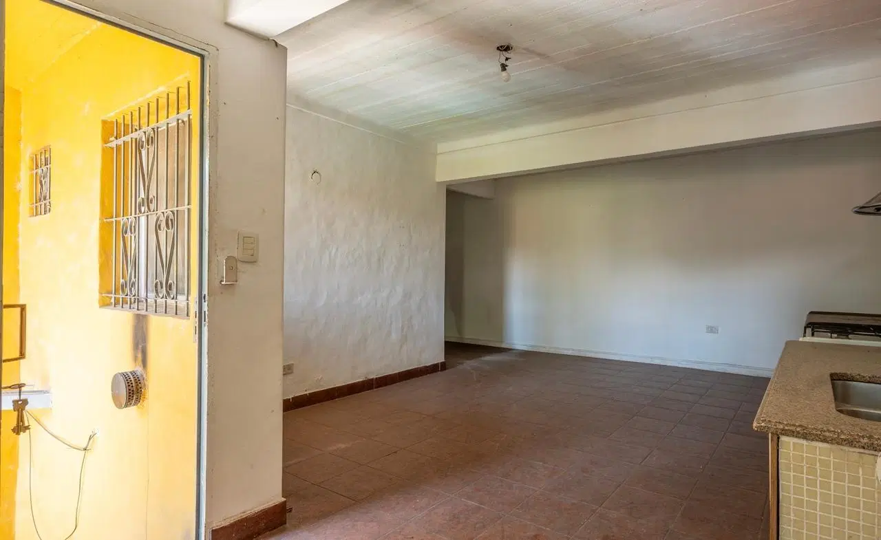 Casa en Avenida Santiago de Liniers 400 5