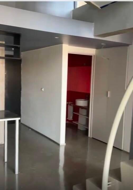 Foto de DEPARTAMENTO LOFT VENTA VICENTE LOPEZ Terraza propia con parrilla, imagen 5