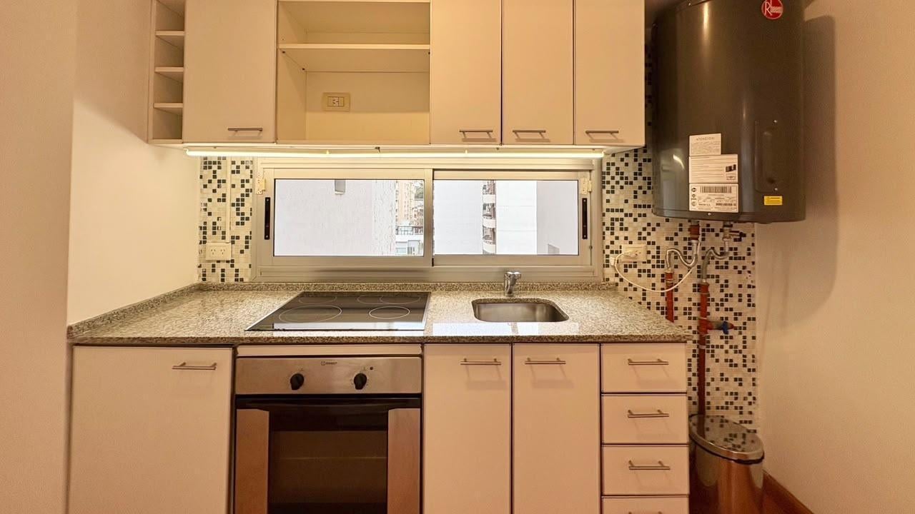 Foto de ALQUILER MONOAMBIENTE DIVISIBLE BELGRANO CON BALCON Y AMENITIES, imagen 2