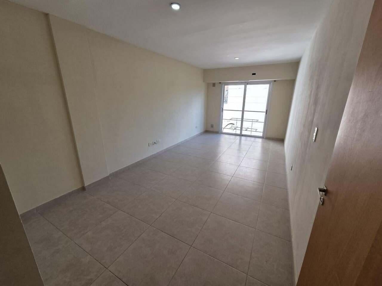 Foto de ALQUILER MONOAMBIENTE - SAN MIGUEL - Excelente ubicación, imagen 1