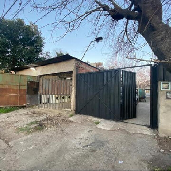 Foto de VENTA deposito + 3 Deptos (2 Amb) - Jose C. Paz -, imagen 2