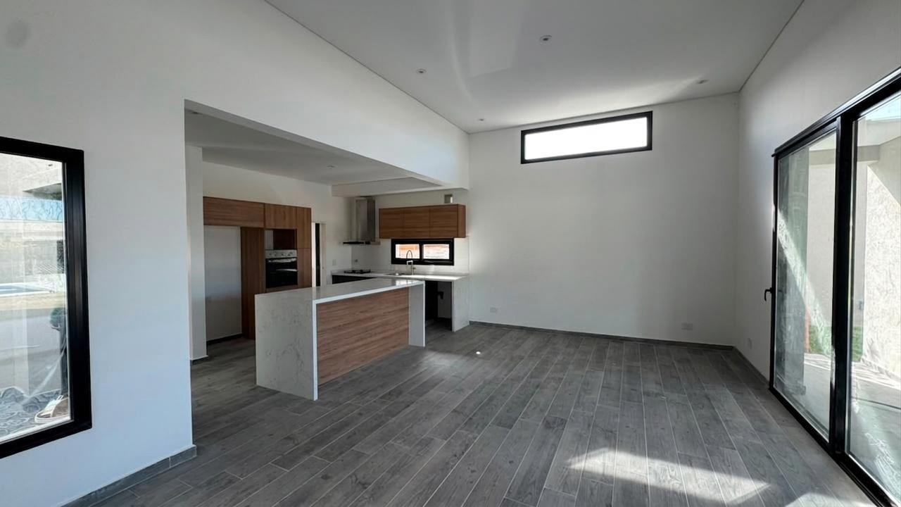 Foto de ALQUILER Casa 5 ambientes- SAN RAMON a estrenar, imagen 5