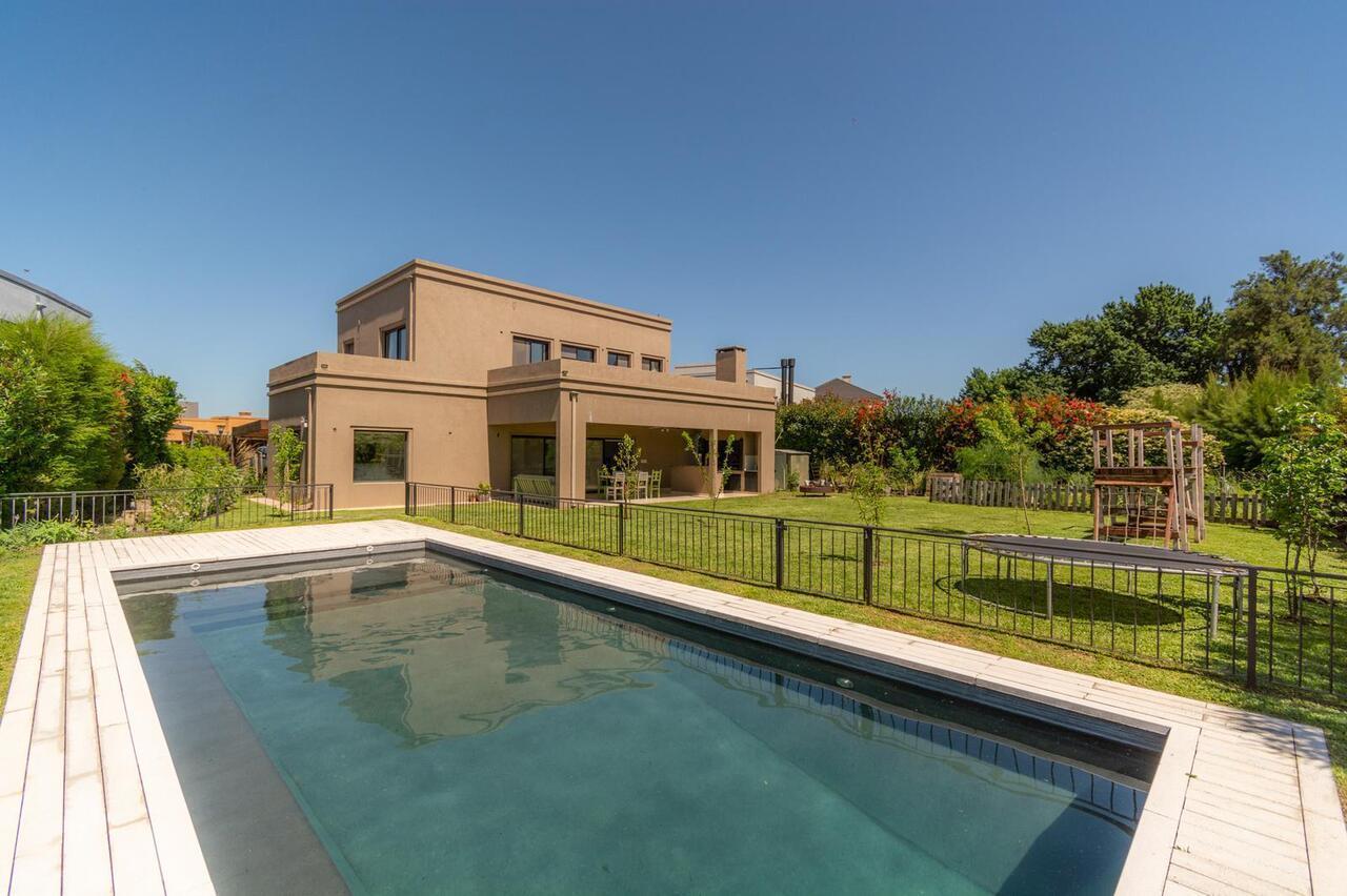 Foto de VENTA CASA 6 AMBIENTES - HARAS SANTA MARÍA, imagen 2