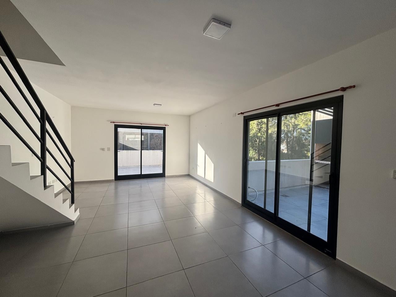Foto de Alquiler 3 ambientes con terrazas- Duplex Altos del Encuentro, imagen 4