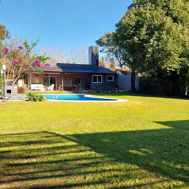 Foto de Casa 5 ambientes La Bota Benavidez con pileta, imagen 2