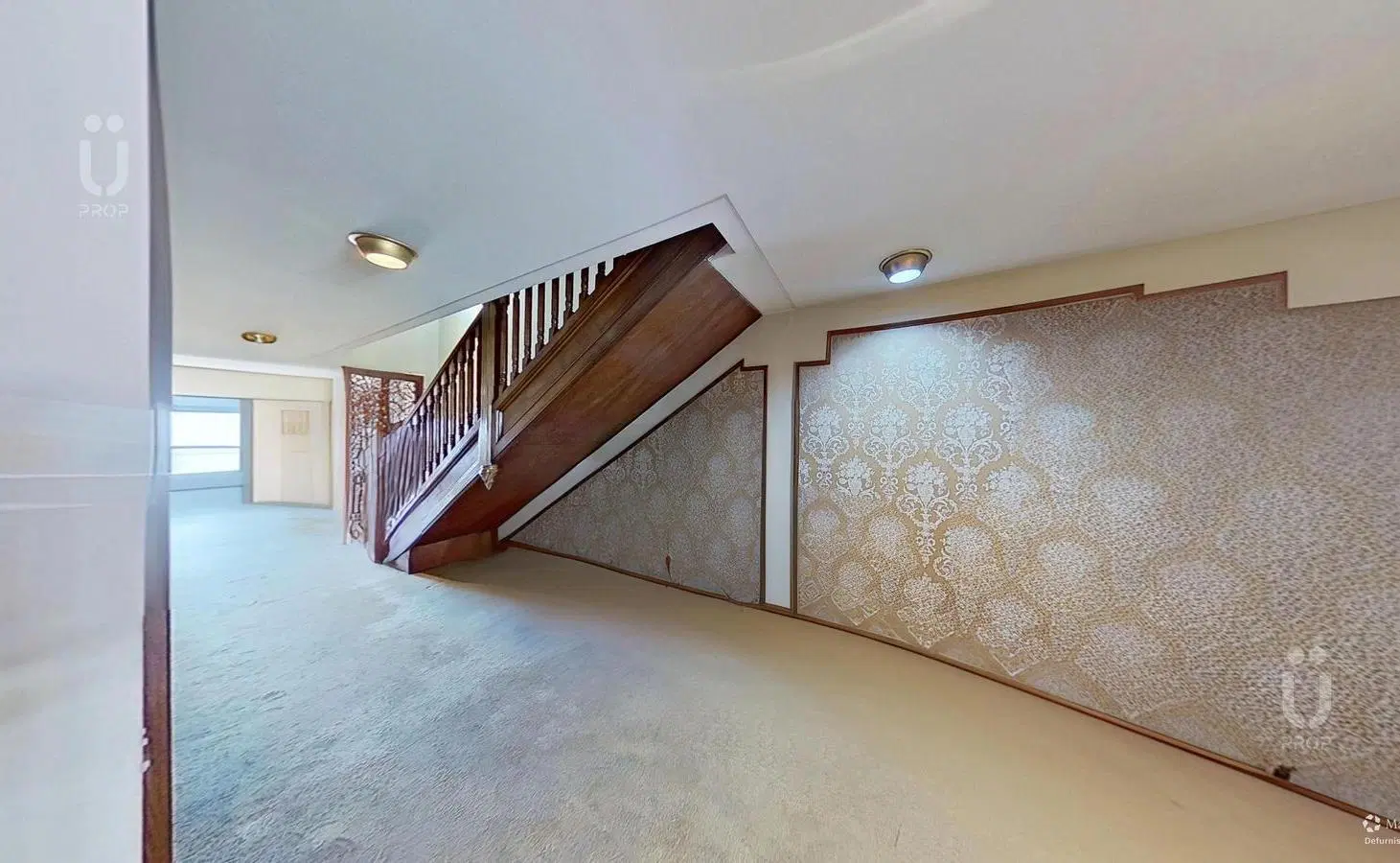 DEPARTAMENTO EN VENTA DE 5 AMBIENTES DUPLEX CON 2 COCHERAS EN FLORES. APTO CRÉDITO. 4