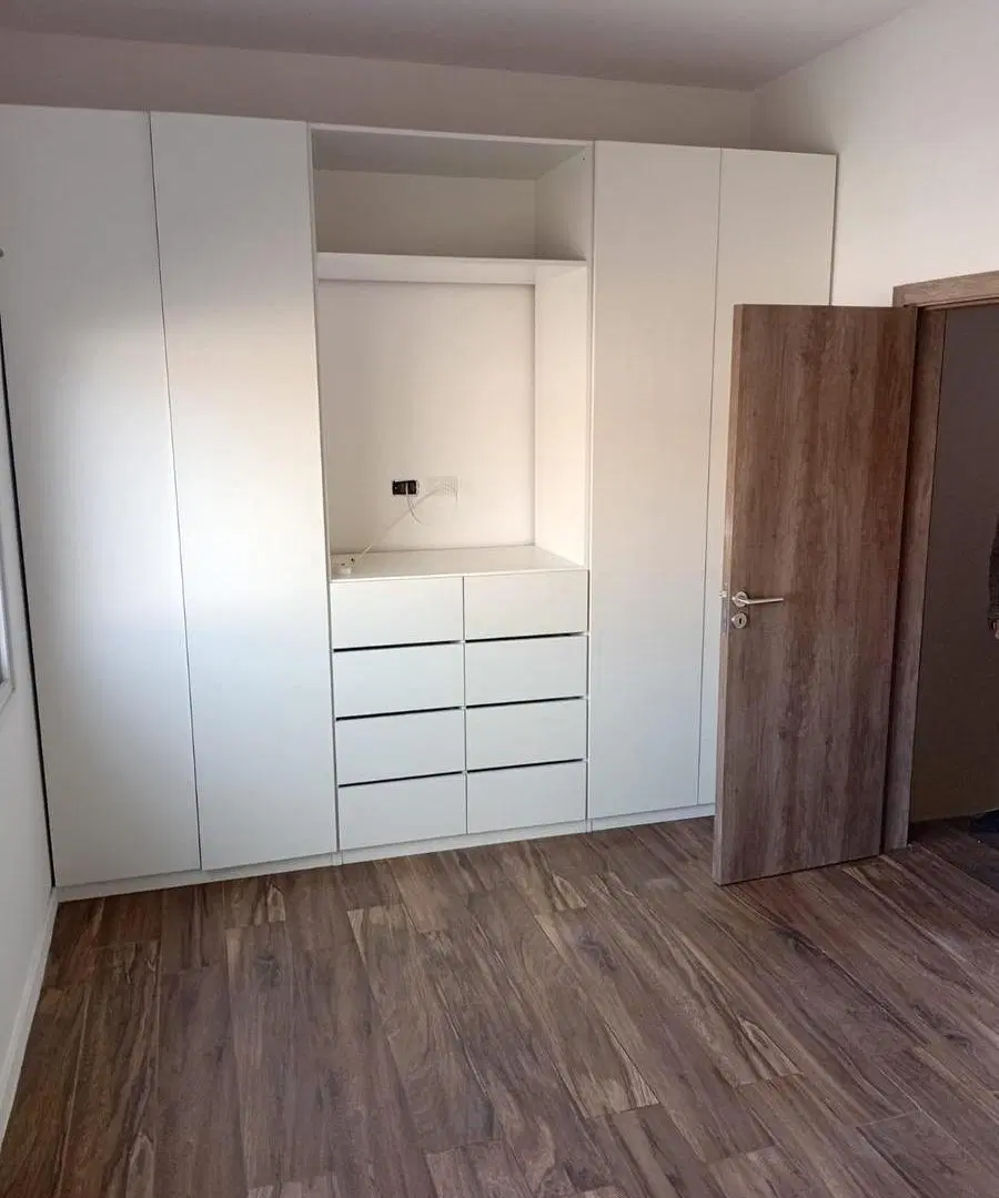 Casa duplex alquiler 4 ambientes parrilla jardín pileta Saraví Village Pilar 4