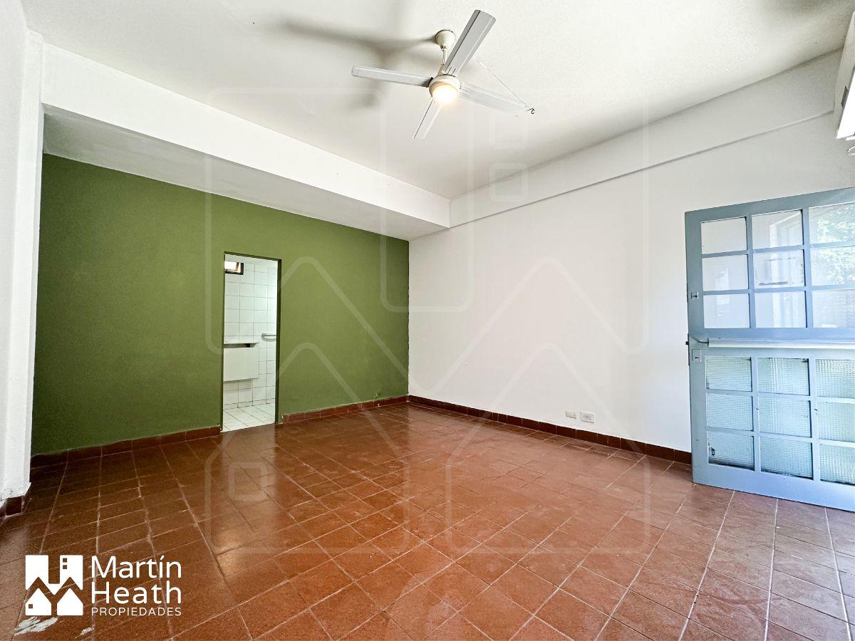 Foto de -ALQUILER- LOCAL COMERCIAL EN EXCELENTE UBICACIÓN., imagen 4