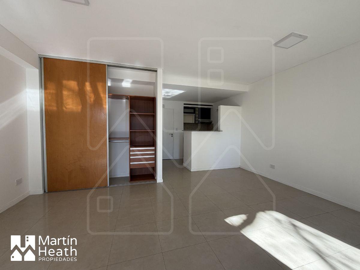 Foto de -Alquiler- Gran Monoambiente divisible con balcón terraza., imagen 1