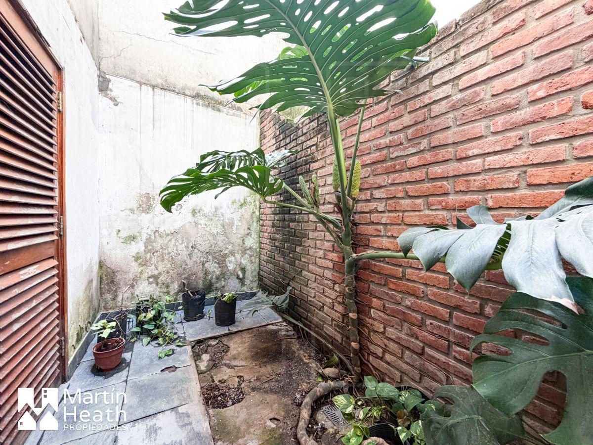 Foto de -VENTA- APTO CREDITO- PH sin expensas, en el corazón de Devoto., imagen 4