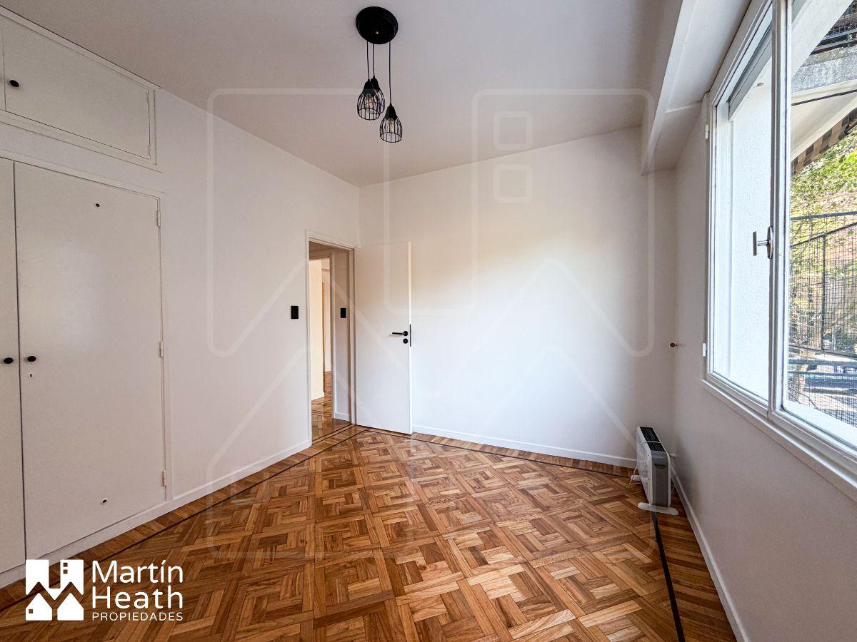 Foto de -ALQUILER- Amplio 4 Amb. actualizado a estrenar. 1er piso por escalera, imagen 4