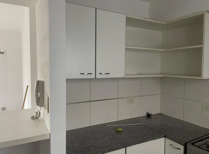 Departamento de 2 ambientes en 44 entre 8 y 9  2