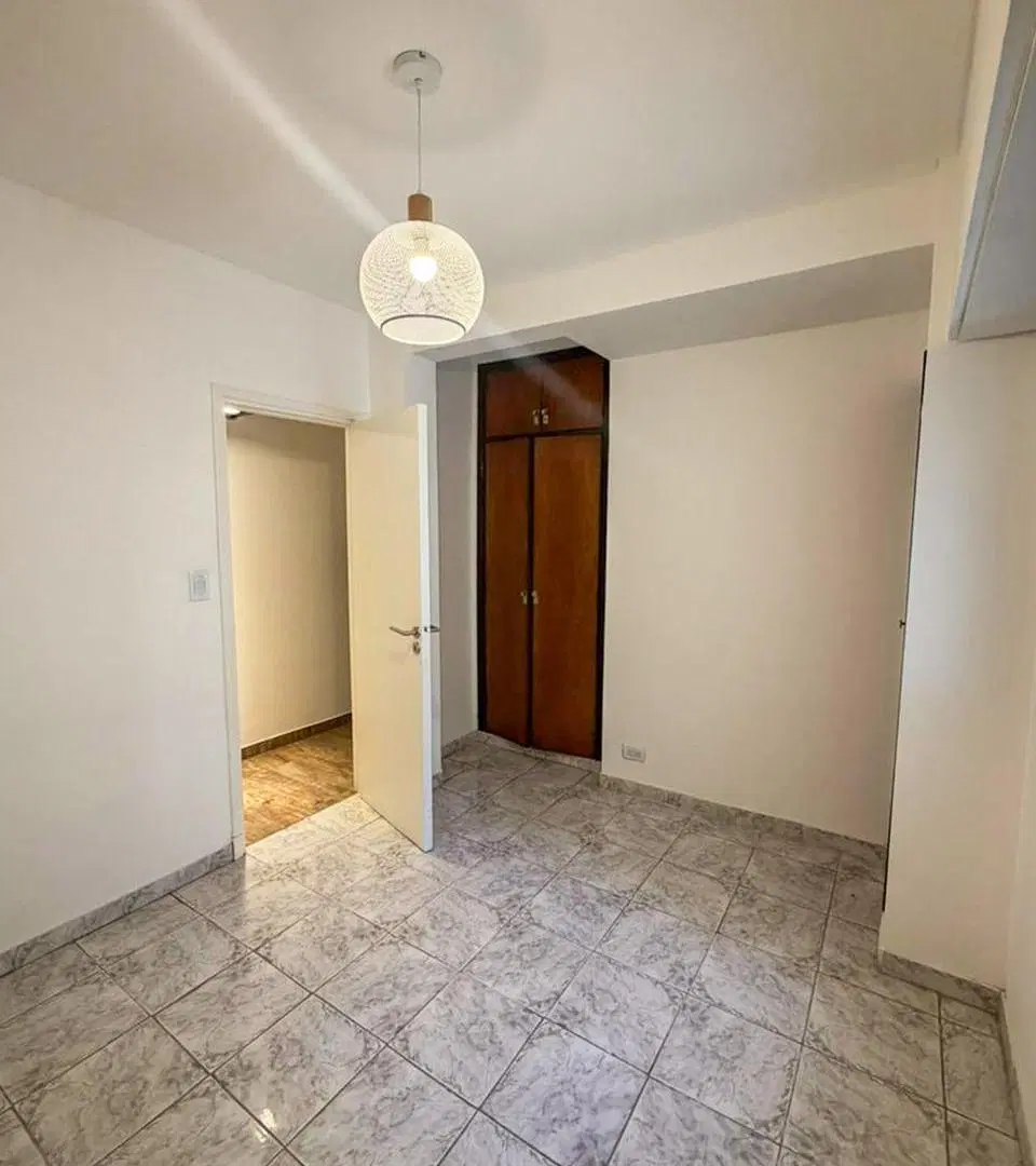Venta Departamento 3 amb - Plaza Colon 4