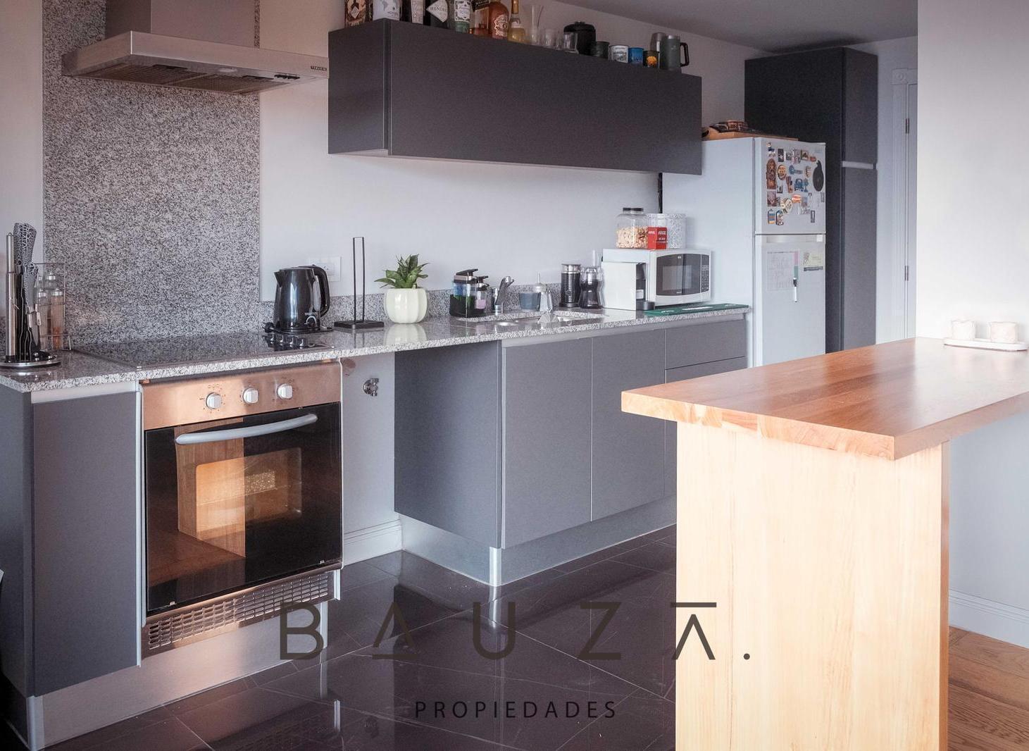 Foto de Venta - Departamento 3 amb con cochera baulera - Zona Guemes, imagen 1