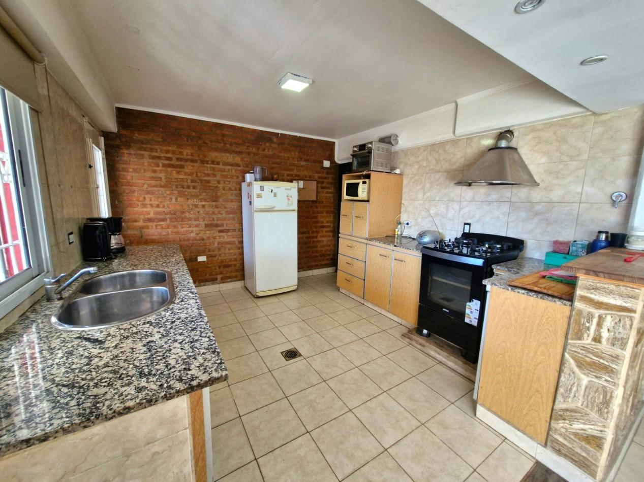 Foto de VENTA | CASA 3 HAB EN DR. DRAGO 570 | PLOTTIER, imagen 5