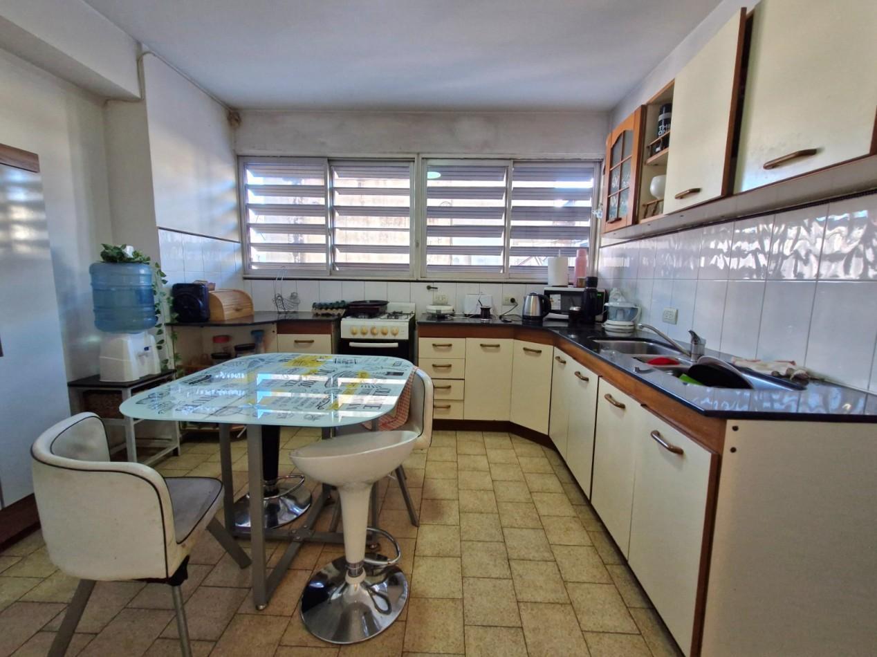 Foto de VENTA | DEPARTAMENTO 3 HAB CON COCHERA EN EL MICROCENTRO DE NEUQUEN, imagen 5
