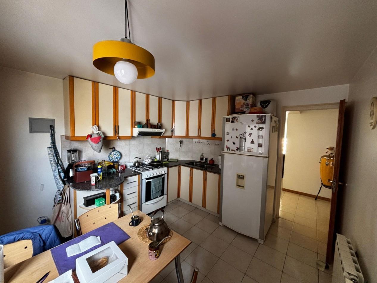 Foto de ALQUILER | DEPARTAMENTO 3 DORM + COCHERA | CALLE BROWN NEUQUEN CAPITAL, imagen 5