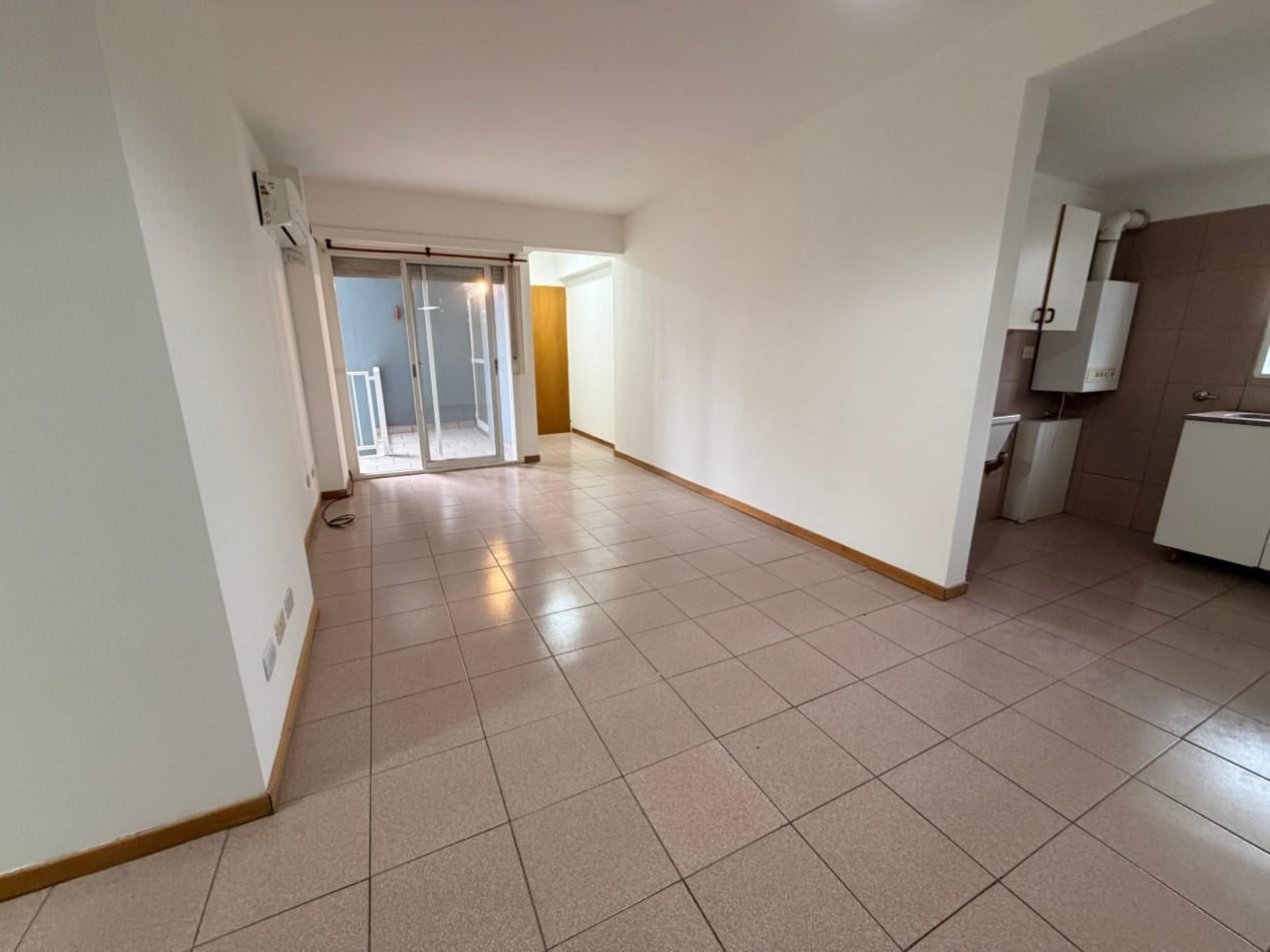 Foto de ALQUILER | DEPARTAMENTO 2 DORM ALBERDI Y BUENOS AIRES | NEUQUEN CAPITAL, imagen 3