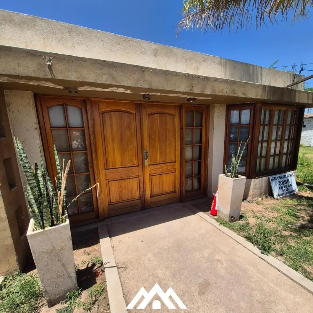 Oportunidad - Casa en venta al oeste de la Ciudad de Córdoba - 200 mts. cubiertos 3