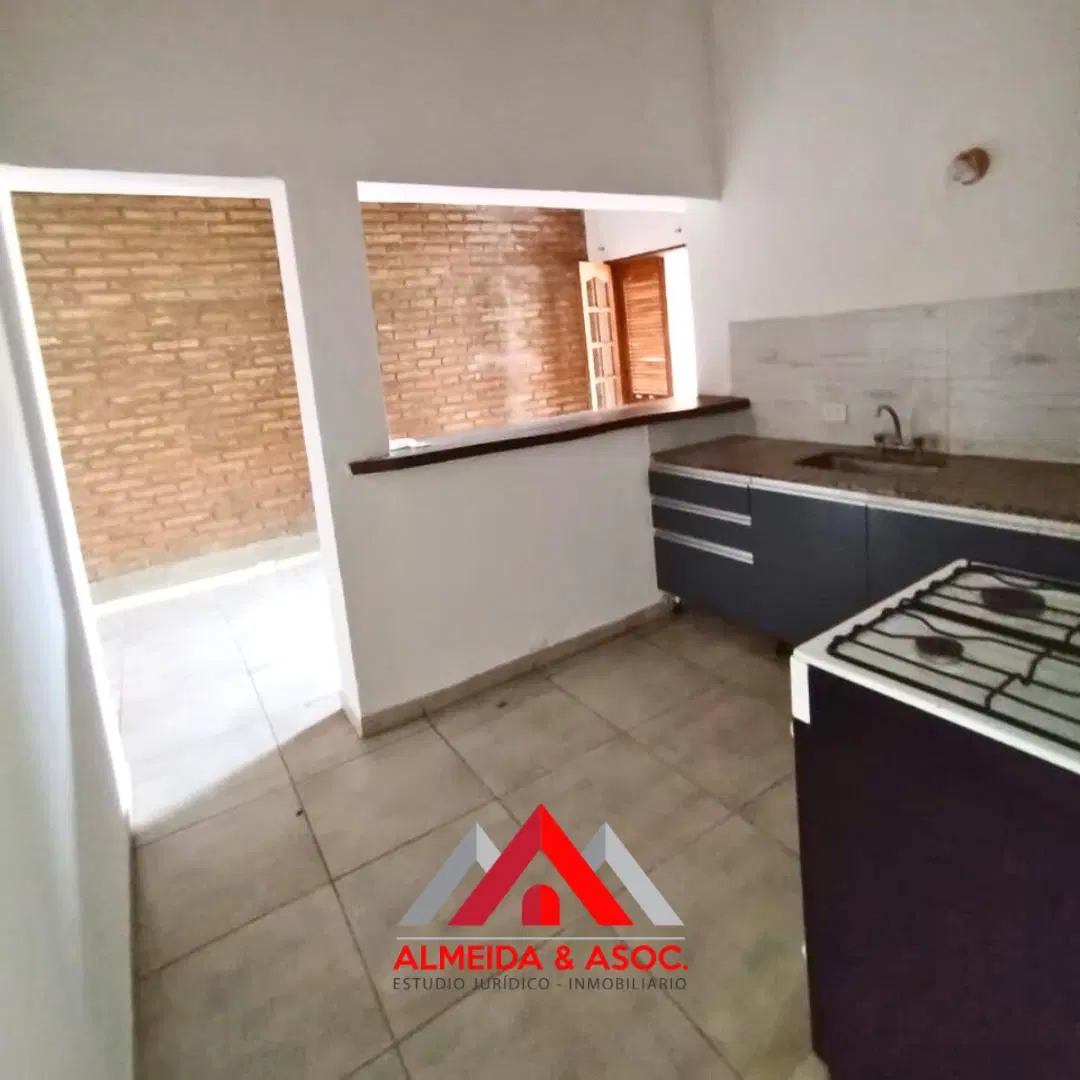 Casa en alquiler de 2 dormitorio en B° Las Palmas 3
