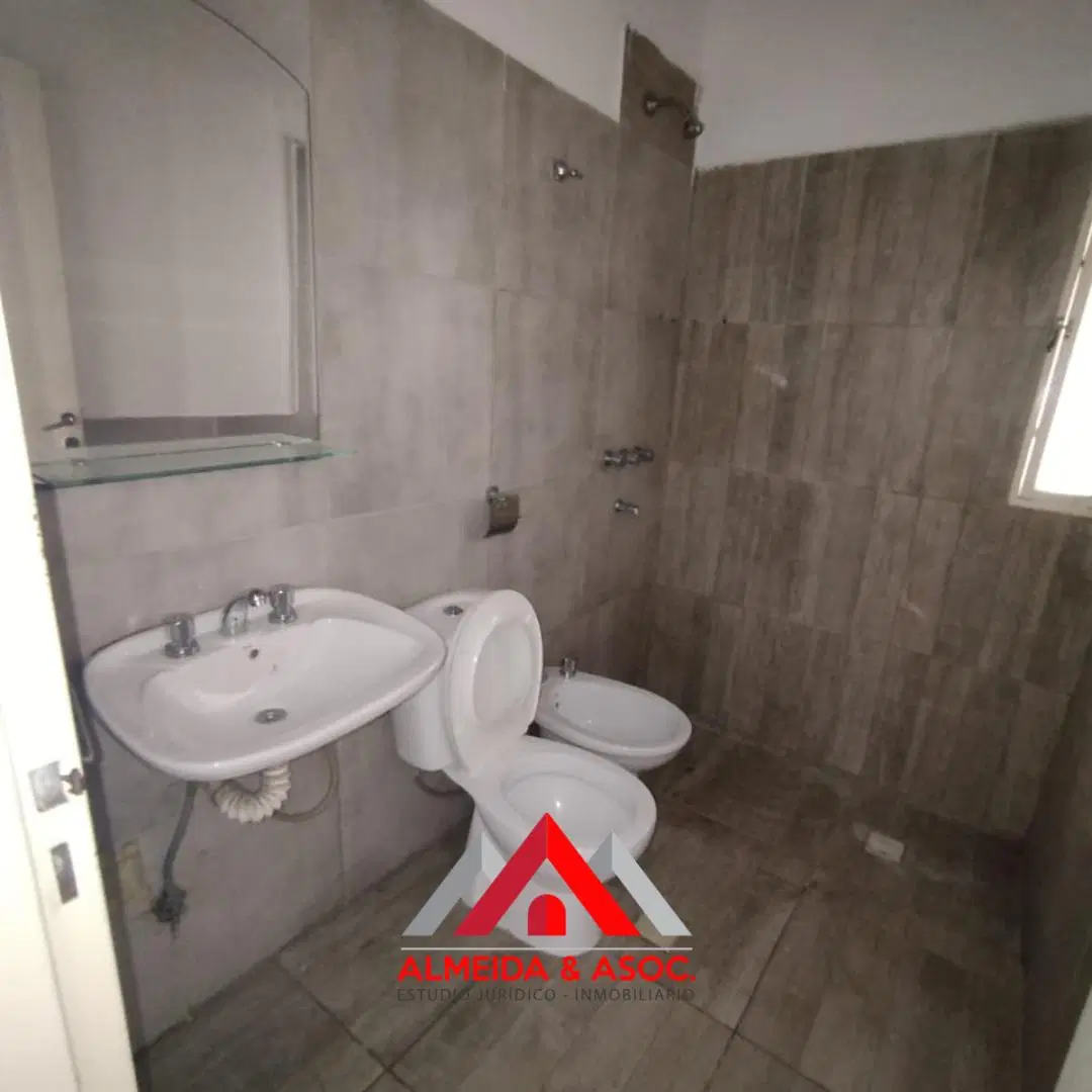 Casa en alquiler de 2 dormitorio en B° Las Palmas 5