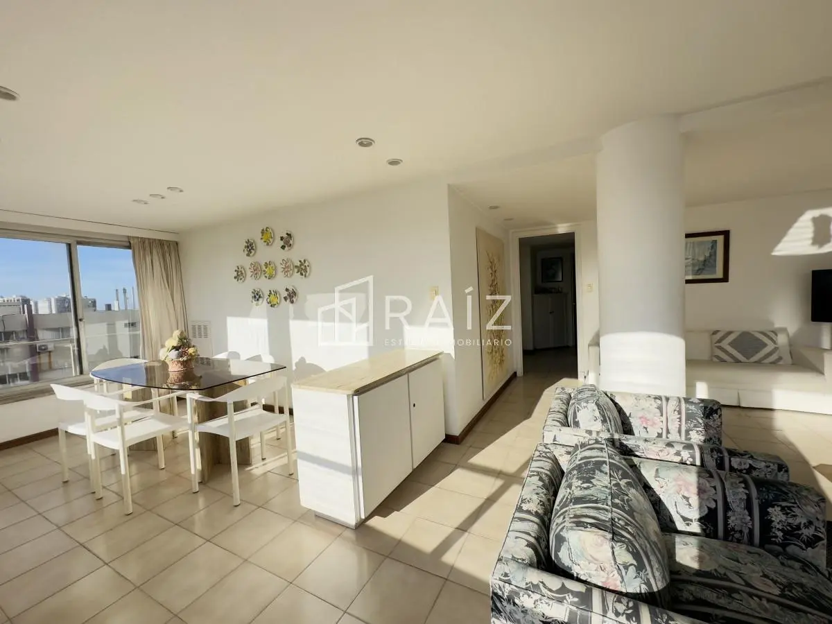 Apartamento en venta, dos dormitorios, 2 baños, peninsula. 4